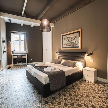 Palazzo Paladini - Luxury Suites In The Heart Of The Old Town Pizzo  Exteriör bild