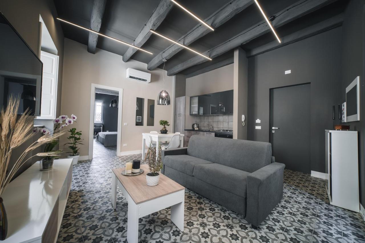 Palazzo Paladini - Luxury Suites In The Heart Of The Old Town Pizzo  Exteriör bild