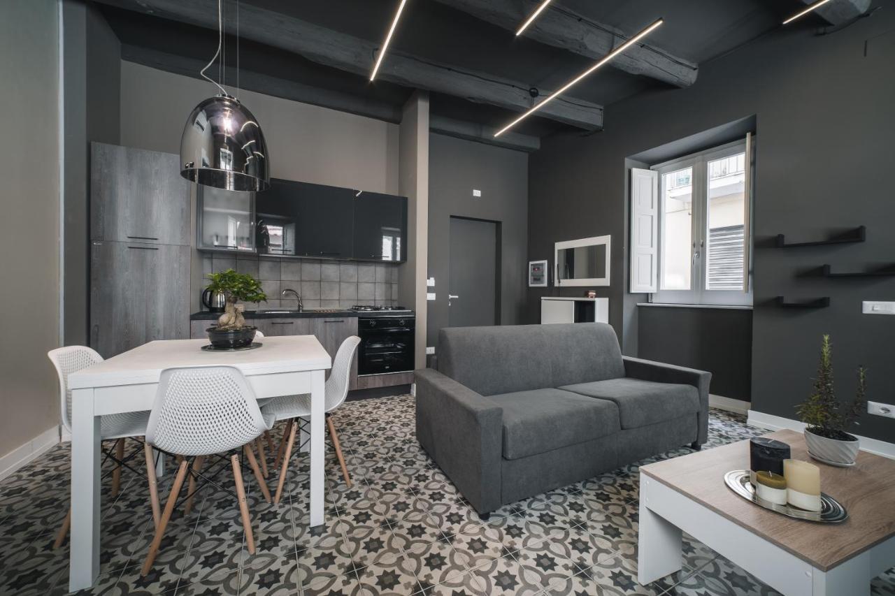 Palazzo Paladini - Luxury Suites In The Heart Of The Old Town Pizzo  Exteriör bild