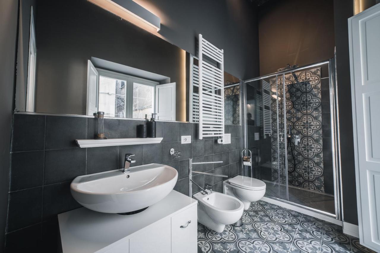 Palazzo Paladini - Luxury Suites In The Heart Of The Old Town Pizzo  Exteriör bild